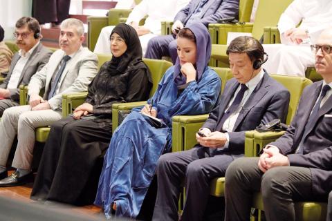  Her Highness Sheikha Moza Bint Nasser attends discussion on applying precision health in cinical practice